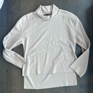 Zara Cream Beige Sweater